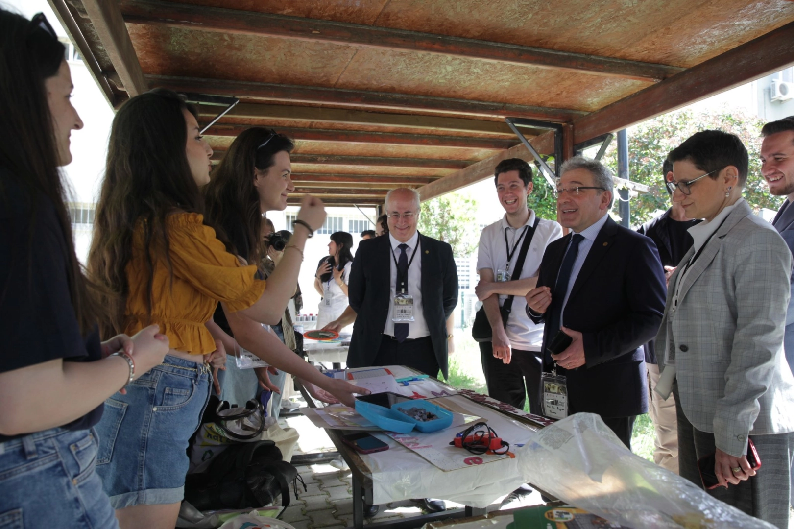 DEÜ’de Bilim ve Sanat Buluşması: Gençler Parladı!