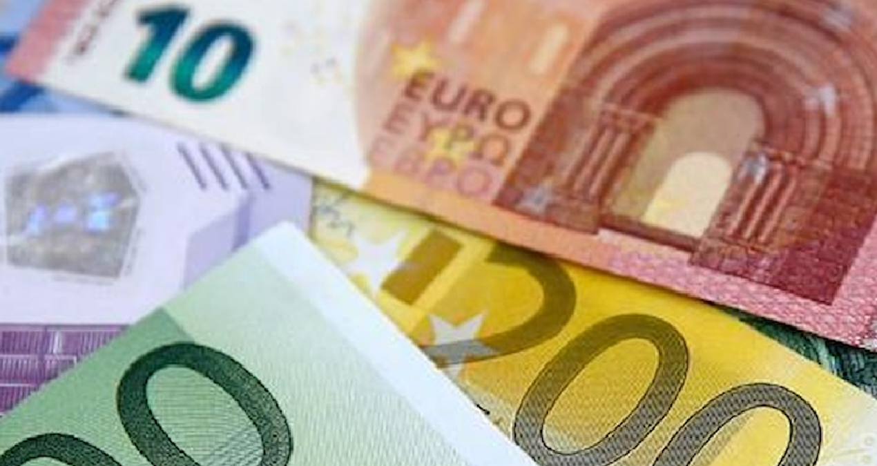 Deutsche Bank üçüncü çeyrekte karını yükseltti
