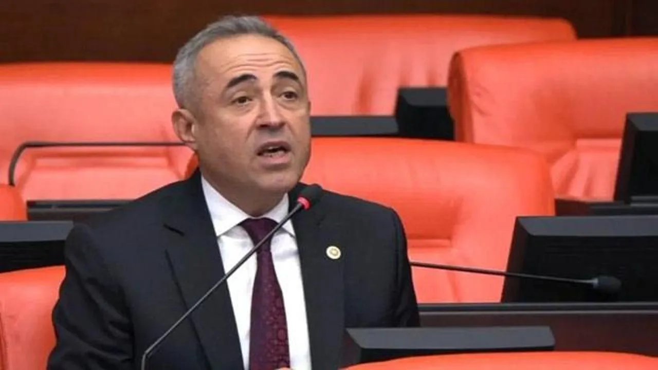 DEVA Partisi’nden İstifa: İrfan Karatutlu AK Parti’ye!