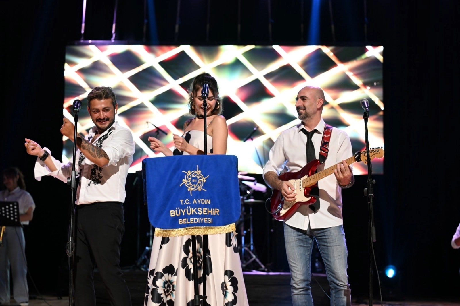 Didim’de Yaz Konserleri Coşkuyla Devam Ediyor!