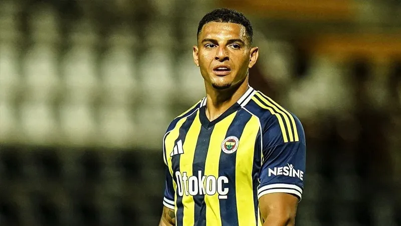 Diego Carlos İtalya’ya Gidiyor: Como ve Bologna Peşinde