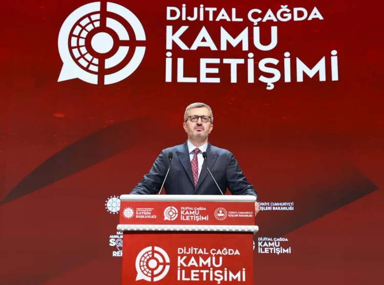 Dijital Çağda Kamu İletişimi: Güven ve Doğruluk