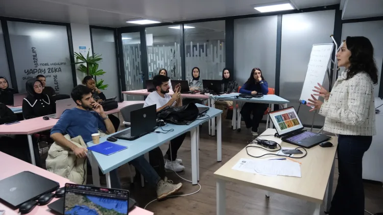 Dijital Kampüs, Gençlere Geleceği Sunuyor!