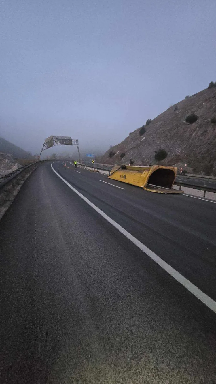Dikkatsizlik Faciası: Açık Damper Kazaya Neden Oldu