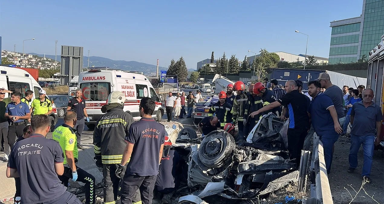 Dilovası’nda Feci Kaza: 5 Kişi Hayatını Kaybetti!
