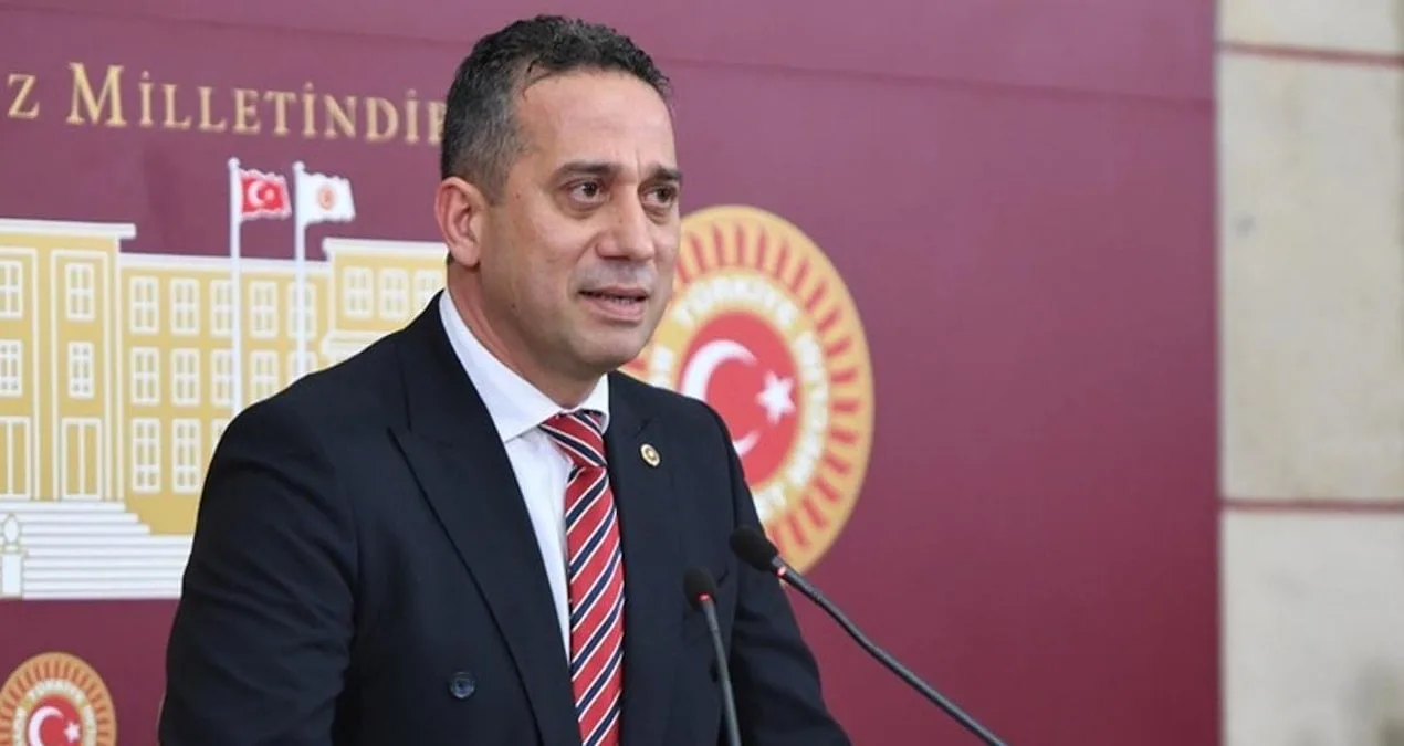 Dini Yapılar Üzerine Siyasi Tartışma Alevlendi