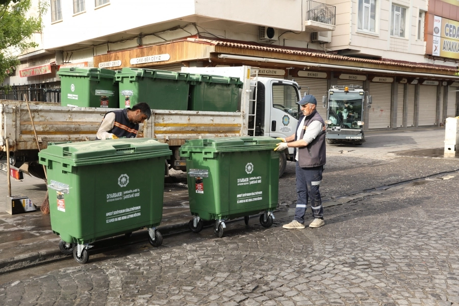 Diyarbakır’da Yeni Nesil Çöp Kutuları Geliyor!
