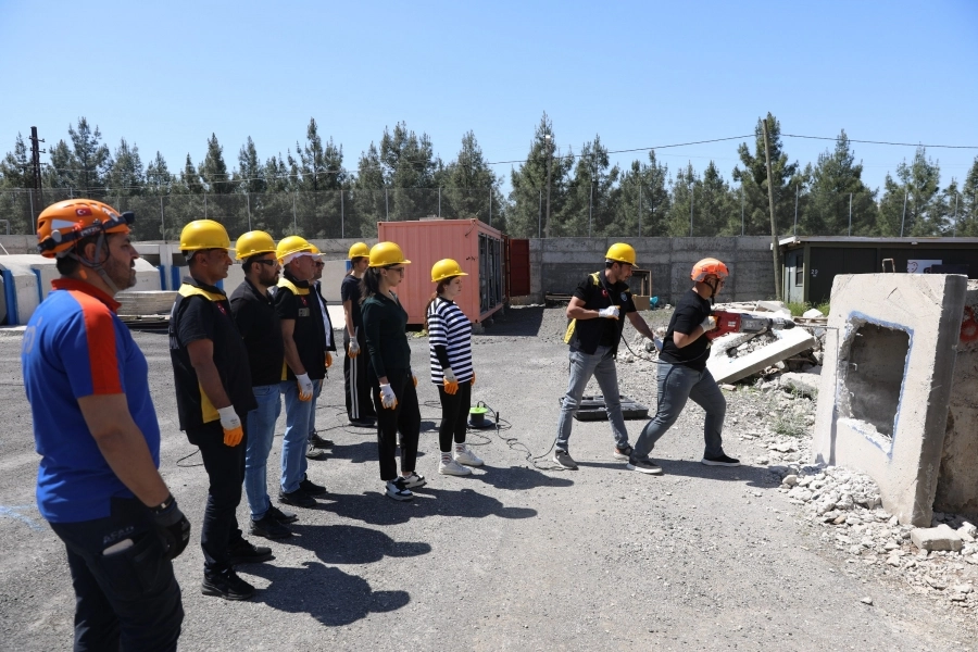 Diyarbakır Personeli Afetlere Hazır Eğitim Alıyor