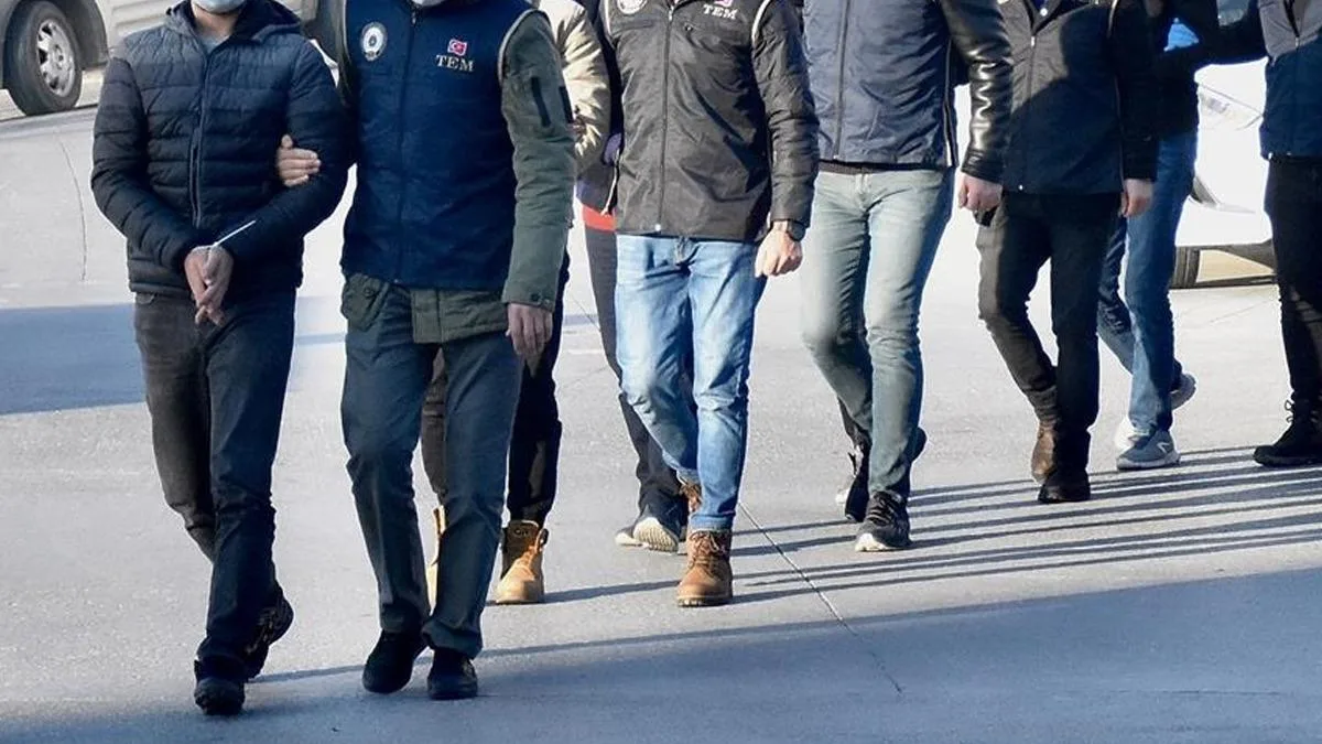 Döşemealtı Belediyesi’nde Gözaltı Şoku!