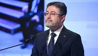 Bakan Yumaklı'dan  Milli Parklar Kanunu ile ilgili paylaşım: "Eşsiz mirası yarınlarımıza güvenle taşıyoruz"