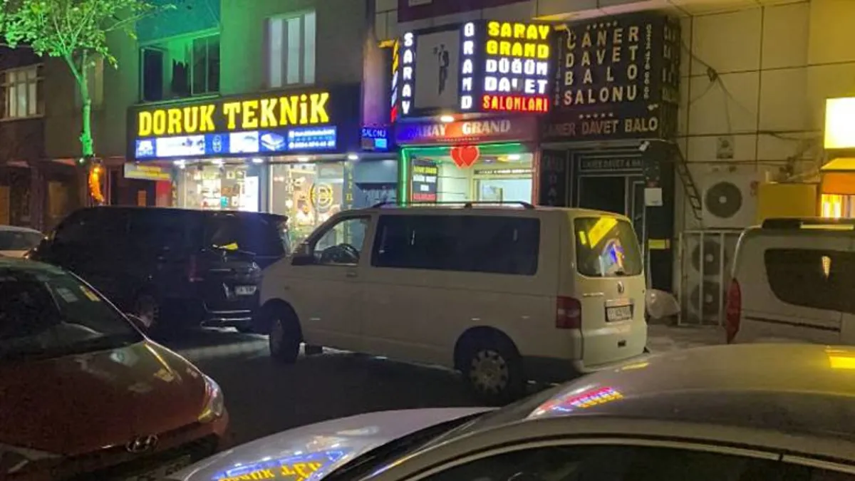 Düğün Salonunda Gizli Kamera Skandalı!