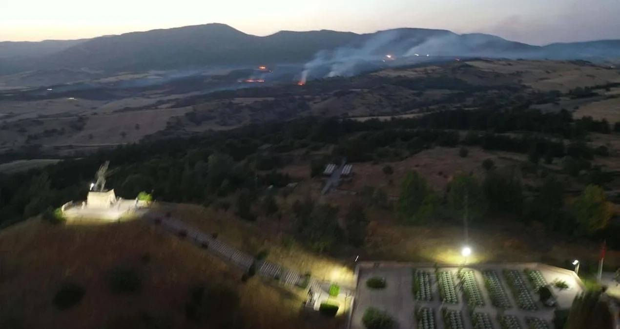 Dumlupınar’da Orman Yangını Kontrol Altında