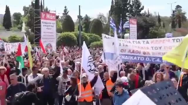 Dünya Çapında 1 Mayıs: İşçiler Sokaklarda!