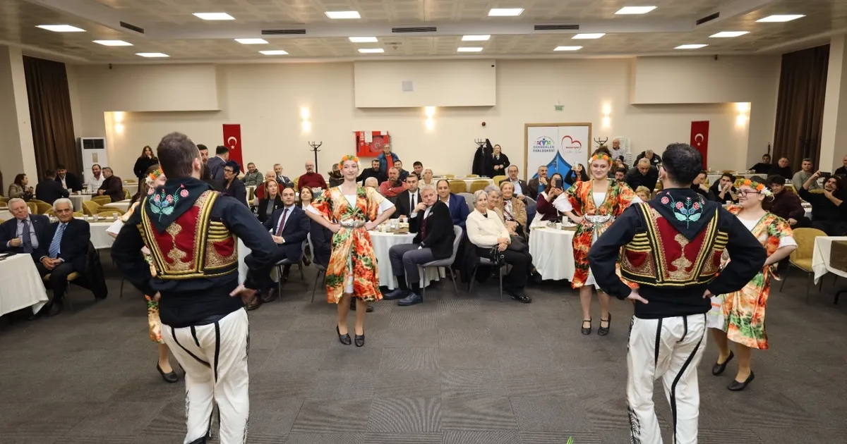 Dünya Türk Dili Günü İzmit’te Coşkuyla Kutlandı