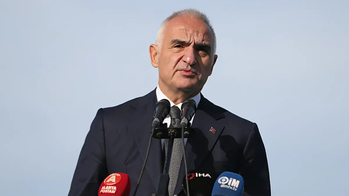 Dünyaya Örnek Turizm Stratejisi: Bakan Ersoy