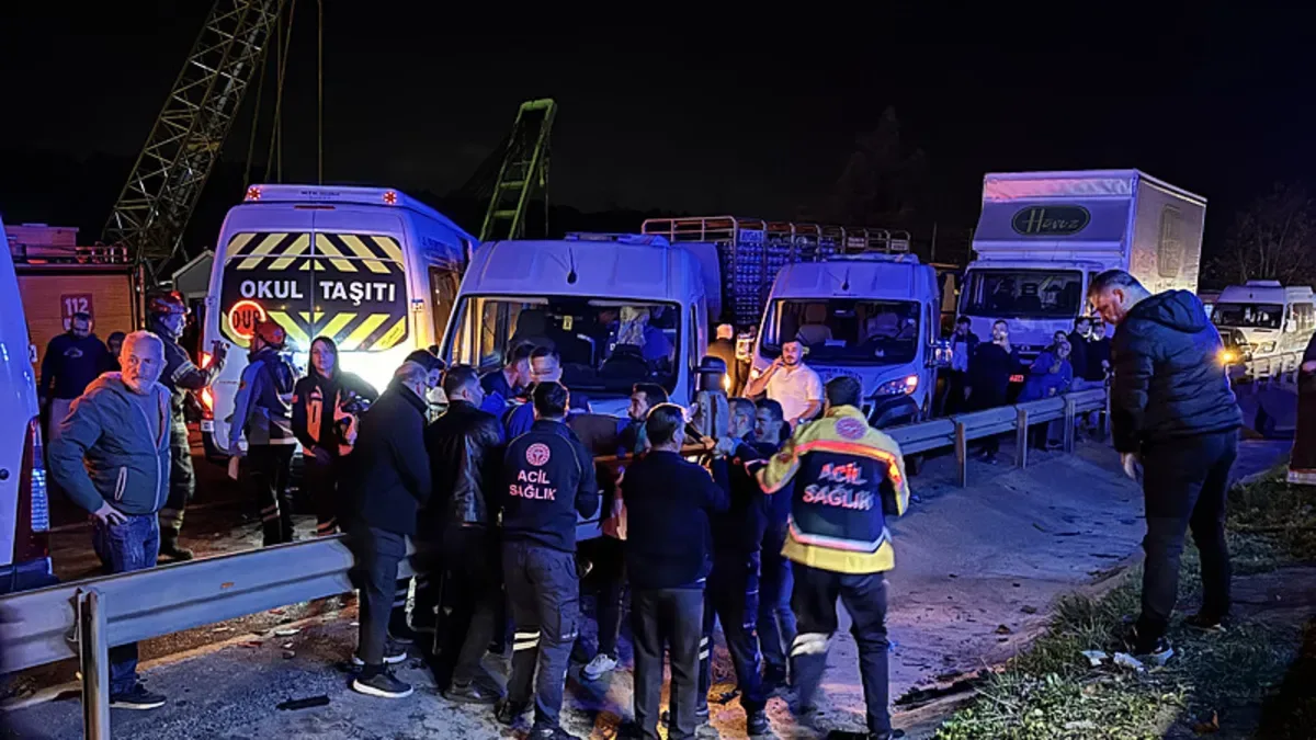 Dürdane Rampasında Feci Kaza: 1 Ölü, 13 Yaralı!