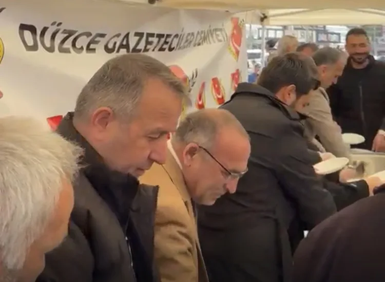 Düzce’de Dayanışma Ruhu: Yemek İkramı Etkinliği