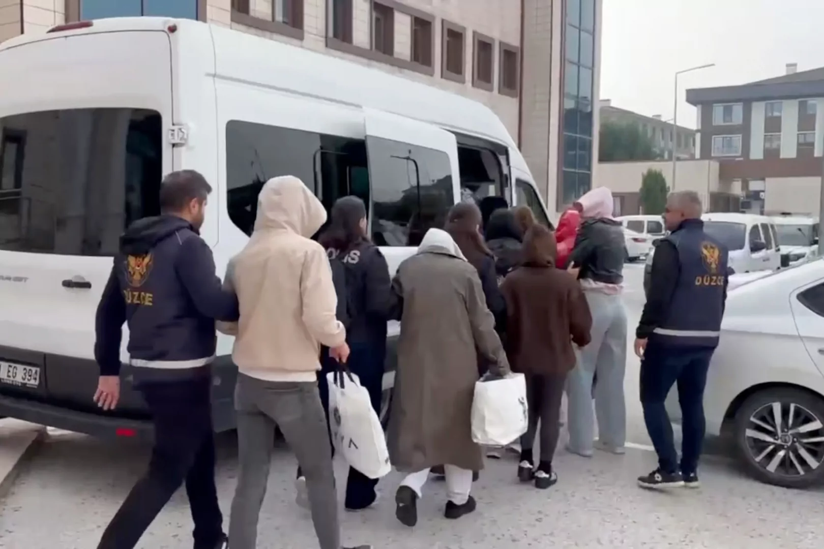 Düzce’de Fuhuş Operasyonunda 5 Tutuklama!
