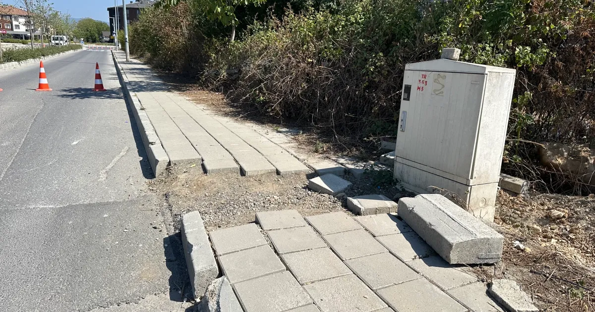 Düzce’de Kaldırım Sorunu: Plansızlık Eleştirildi!