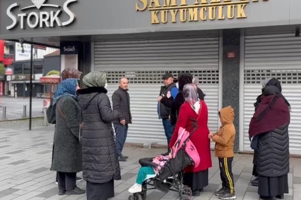 Düzce’de Kuyumcu Dolandırıcılığına Protesto!