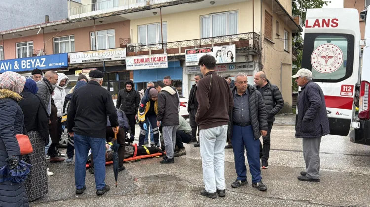 Düzce’de Otomobil Yaya Çarptı, Yaralı Hastanede!
