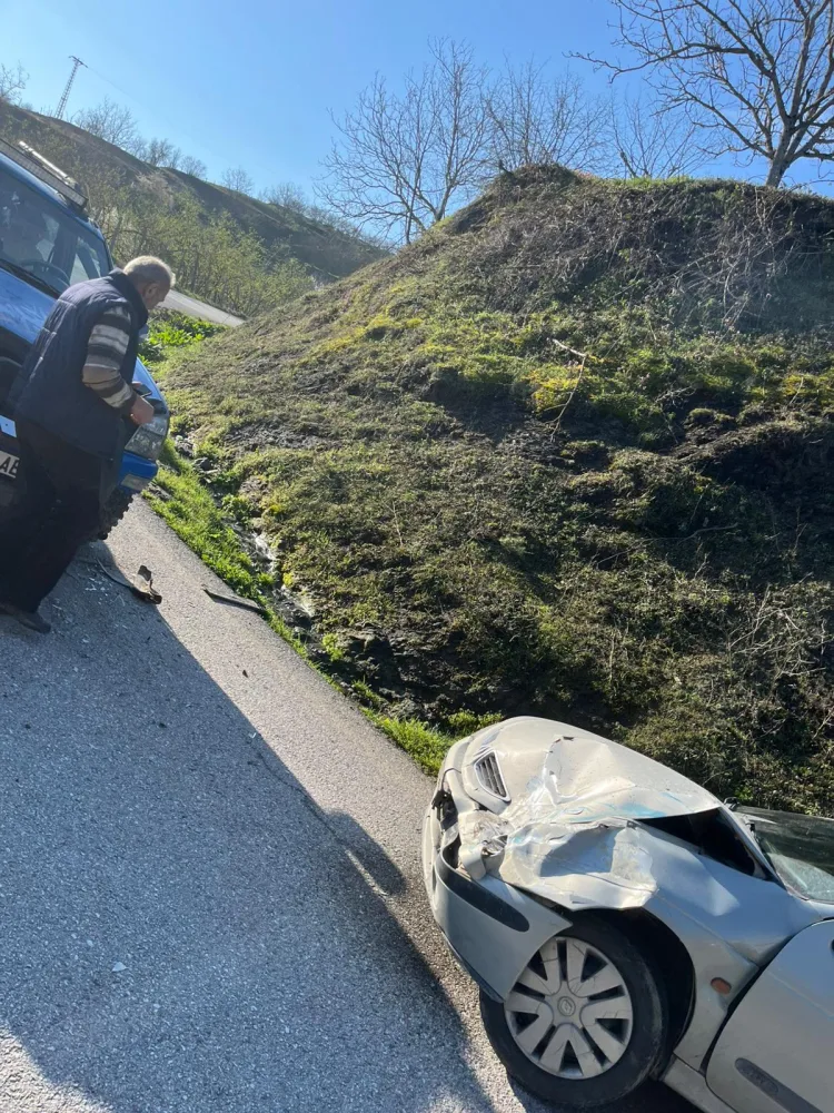 Düzce’de Trafik Kazası: 3 Yaralı!