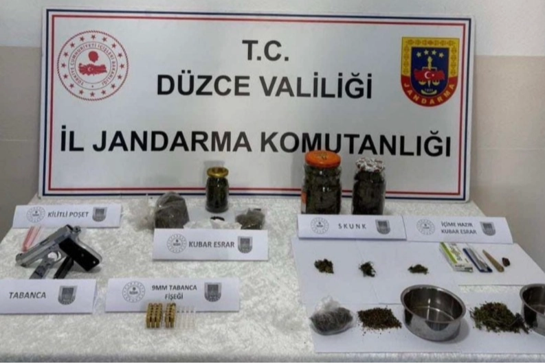 Düzce’de Uyuşturucu Operasyonu: 2 Gözaltı!