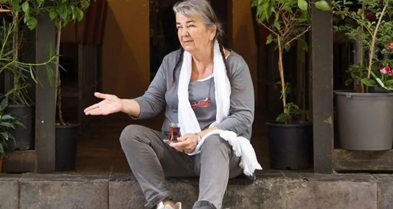 Ece Aksoy Hayatını Kaybetti: İstanbul’un Yıldızı Gitti