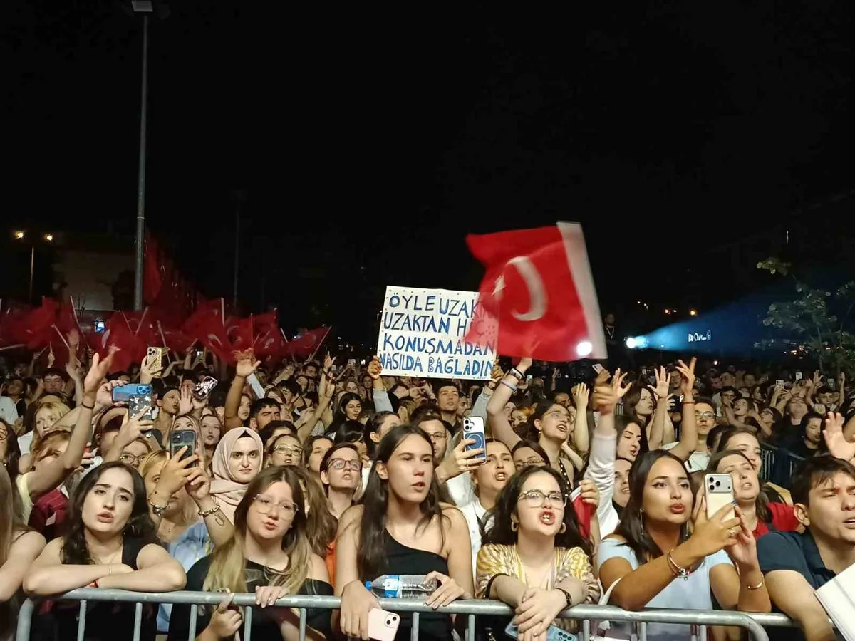 Edirne’de 30 Ağustos’ta Göksel’le unutulmaz bir konser deneyimi