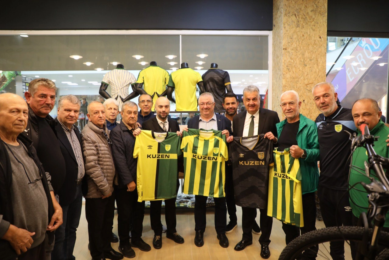 EdroStore Açılışı ile Edremitspor’a Destek!