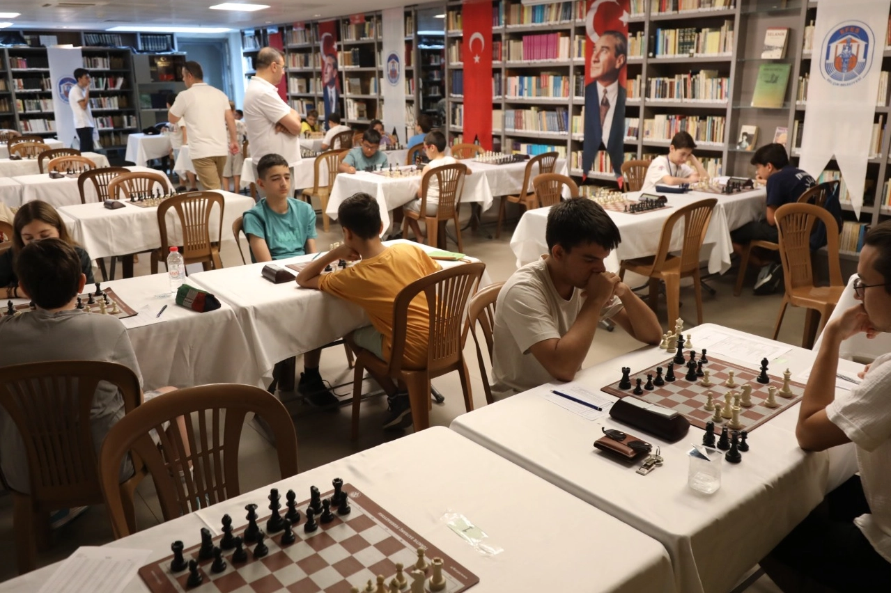 Efes’te Gençler için Satranç Turnuvası Coşkusu!