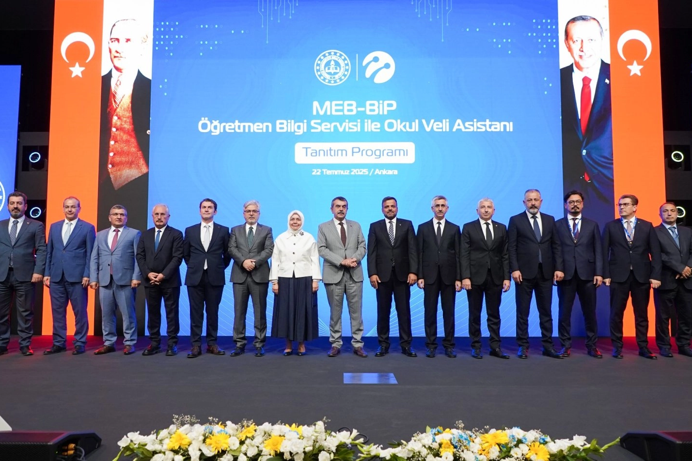 Eğitimde Dijital Dönüşüm: Yeni İletişim Servisleri