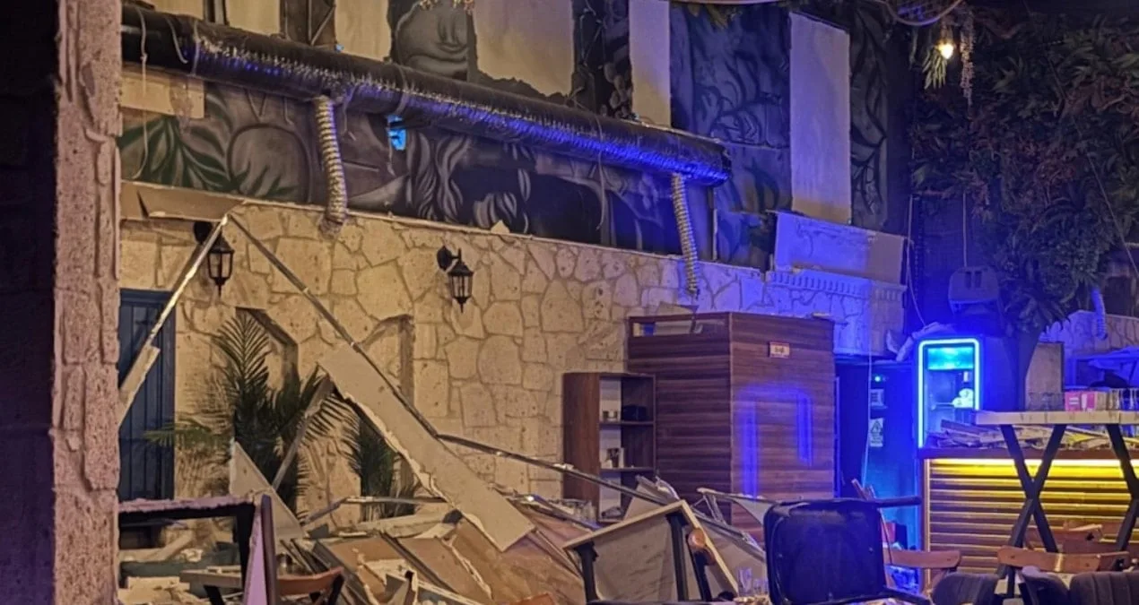 Eğlence Mekanında Tavan Çöktü: 6 Yaralı!