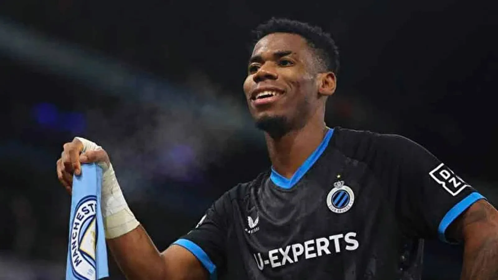 Eintracht Frankfurt, Onyedika ile 5 yıllık sözleşme imzaladı