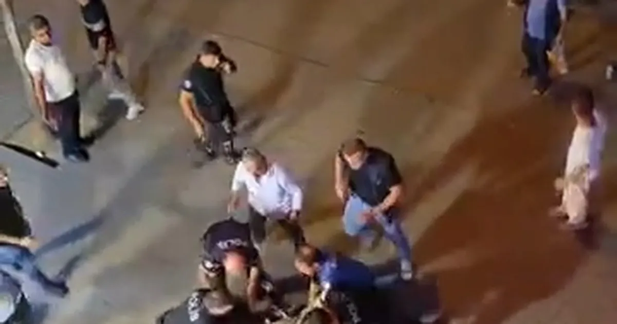 Ekmek Bıçağıyla Gelen Baba, Kavga Çıkarınca Gözaltına Alındı!