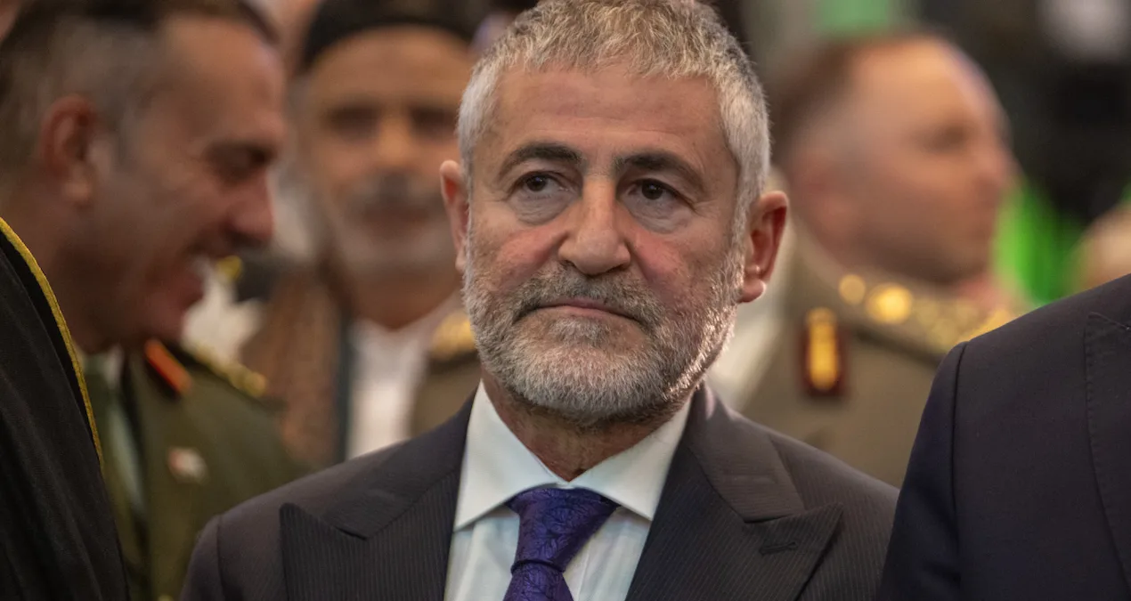 Ekonomi Gözlerdeki Işıltıdır: Nebati’nin Değişimi