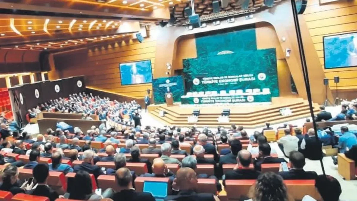 Ekonomi Şurası’nda Sabır ve Umut Mesajları