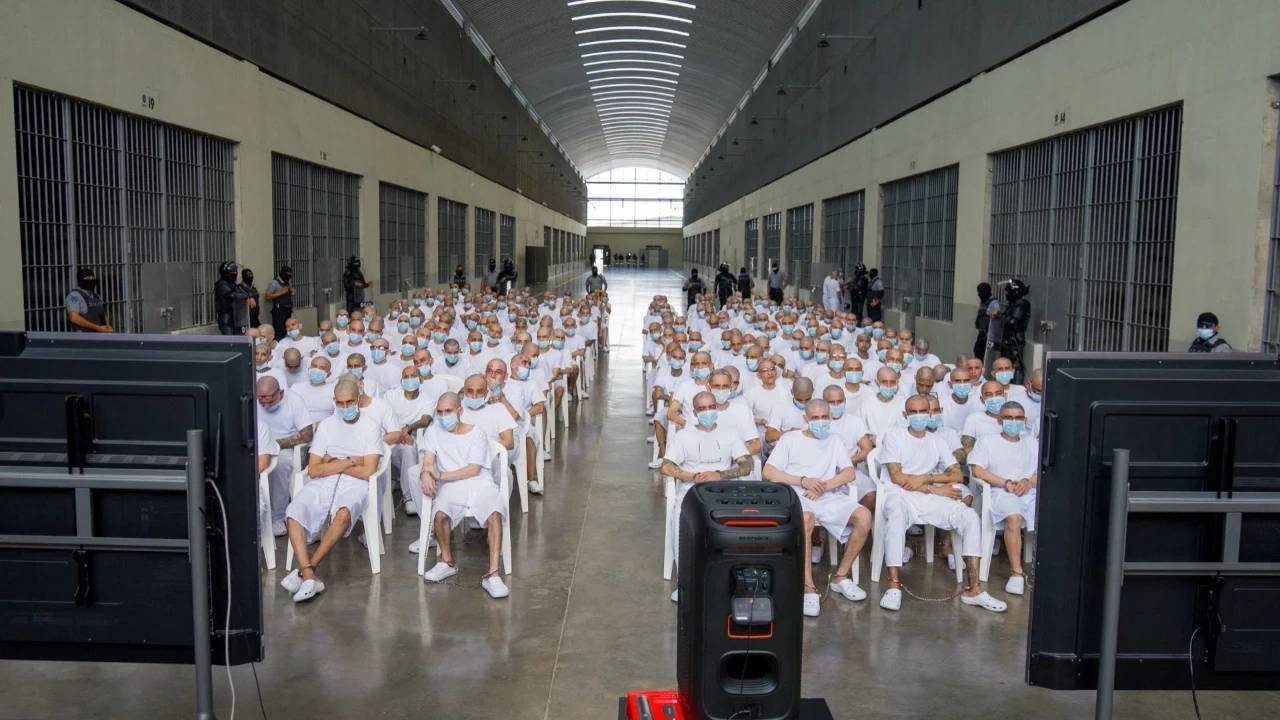 El Salvador’da MS-13 Çetesi İçin Tarihi Yargılama!