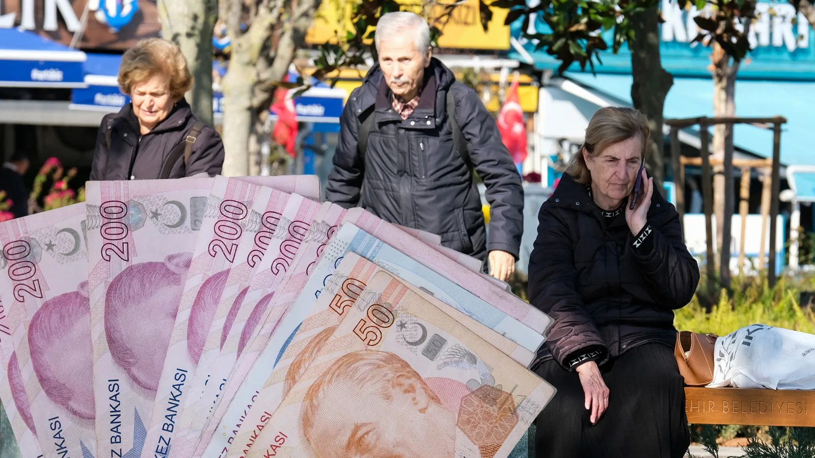 Emekli Maaşlarındaki Bloke Krizi Yargıtay’a Taşındı