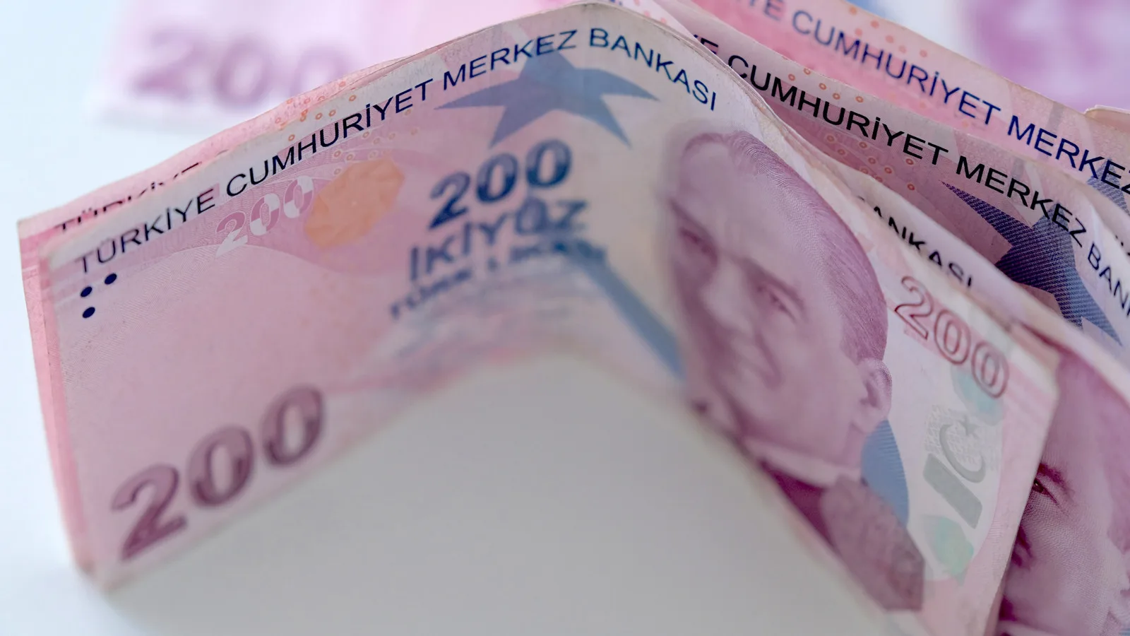 Emekli ve Memura Temmuz Zammı İçin Hesaplar Yapıldı!