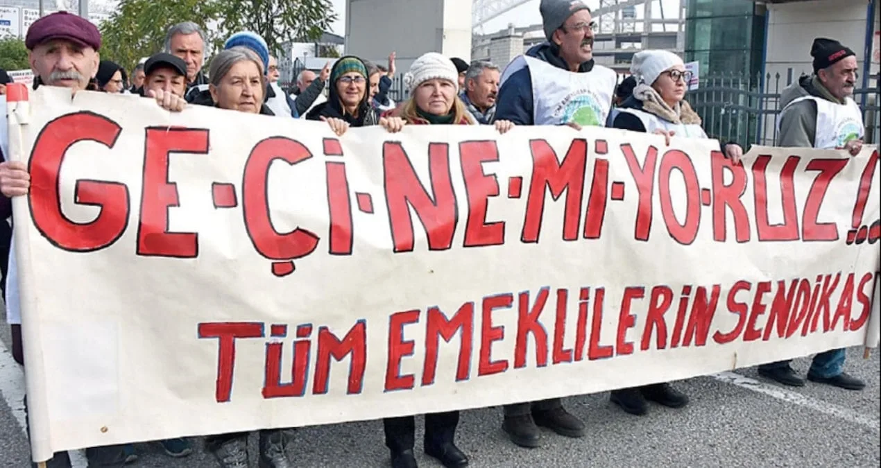 Emekliler İçin Tarihi Maaş Artışı Kapıda!