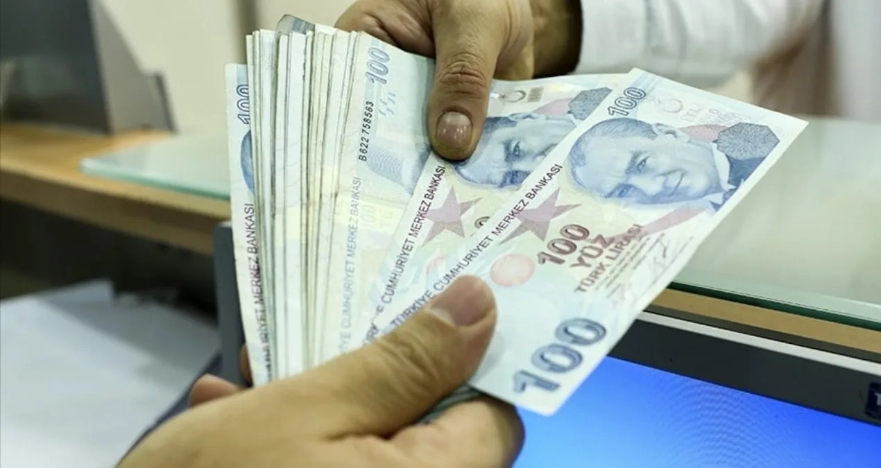 Emeklilere 20 Bin TL Maaş Yolda, Belirsizlik Devam Ediyor