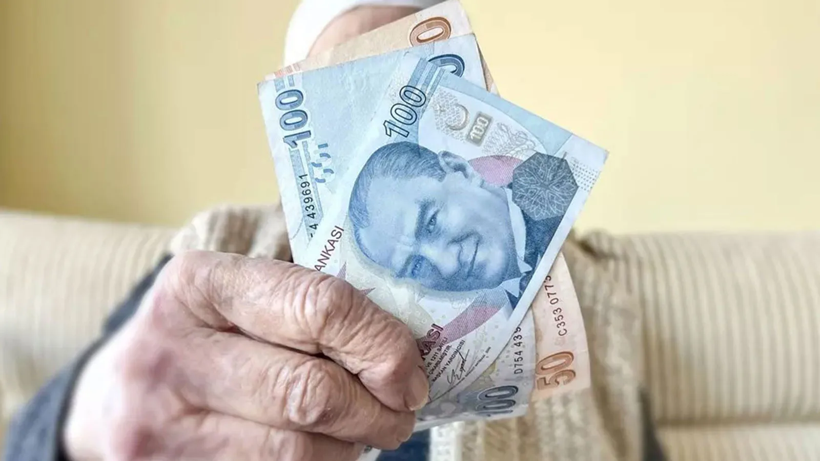Emeklilere 24.000 TL Ödeme Pazar Günü Başlıyor!