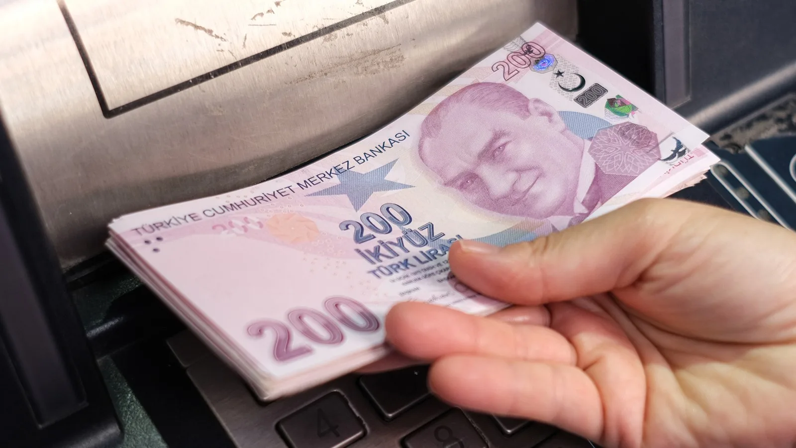 Emeklilere Seyyanen Zam Talebi Güçleniyor