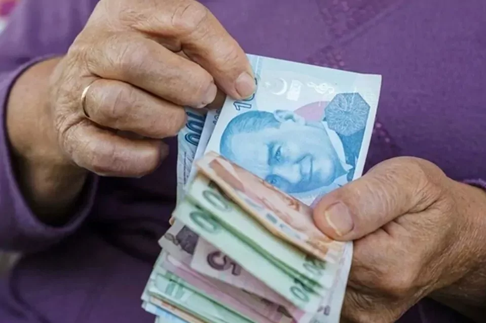 Emeklilere Yıl Sonuna Kadar 1.750 TL Destek!