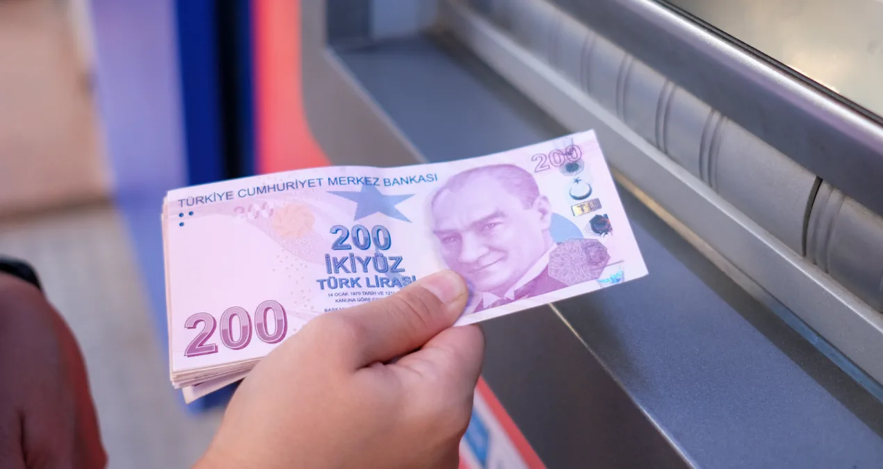 Emeklilere Zam Farkı Tepkisi: Eşitlik İsteniyor!