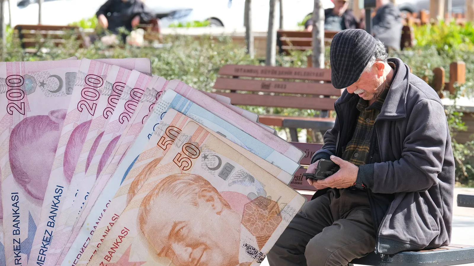 Emeklilikte Kesinti Dönemi: SGK Detayları Açıkladı