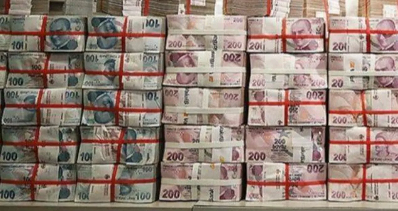 Emekliye İkramiye Yok, Müteahhitlere Para Yağdı!