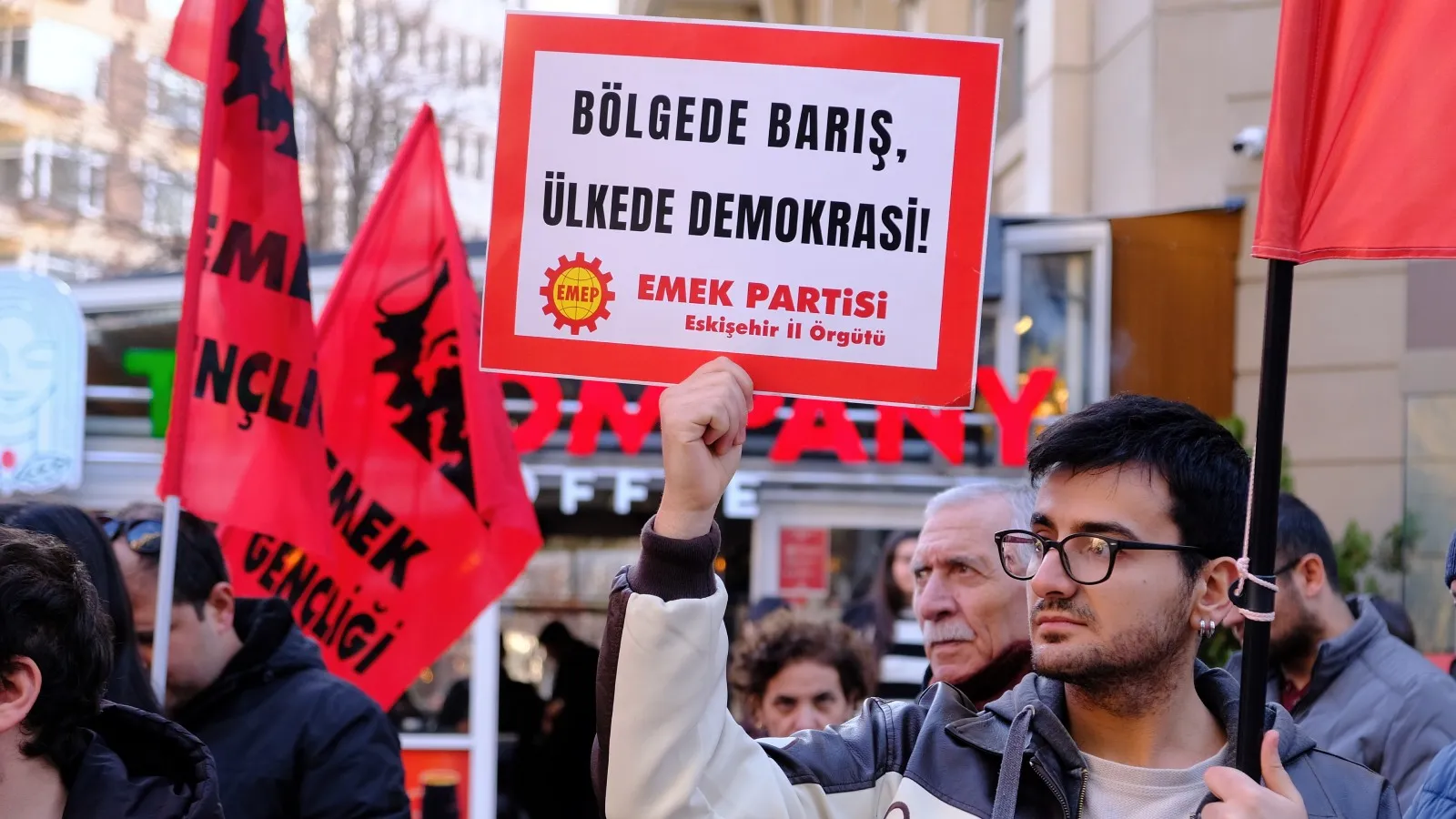 EMEP, ABD ve İsrail’in İran Saldırısını Protesto Etti