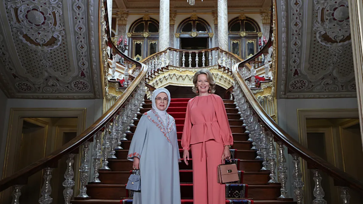 Emine Erdoğan, Belçika Kraliçesi ile Buluştu